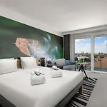 Novotel Hotel 4*