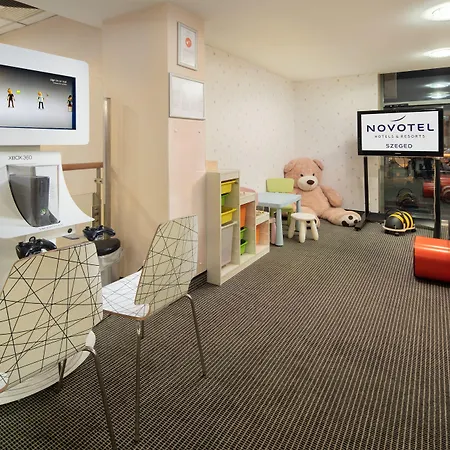 诺富特塞格拉酒店 酒店