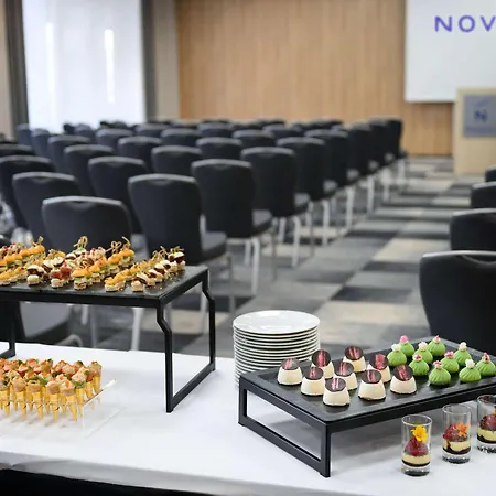 Novotel מלון סגד
