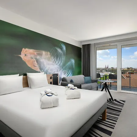 Novotel מלון סגד