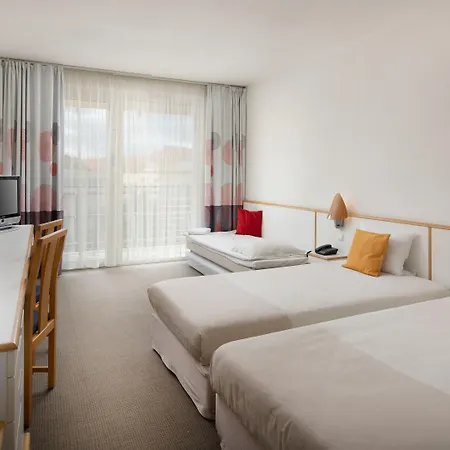 מלון Novotel