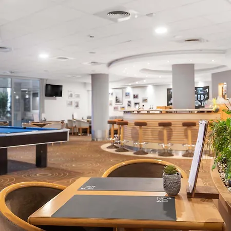 מלון Novotel