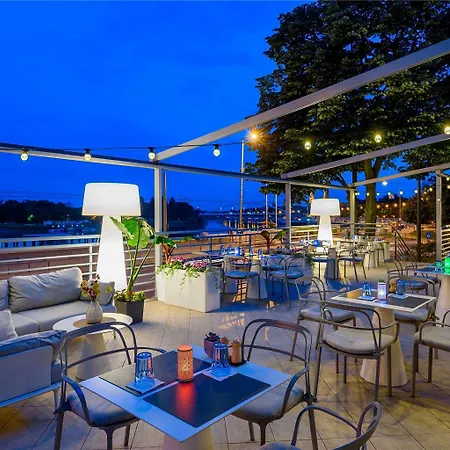 诺富特塞格拉酒店 酒店 4*